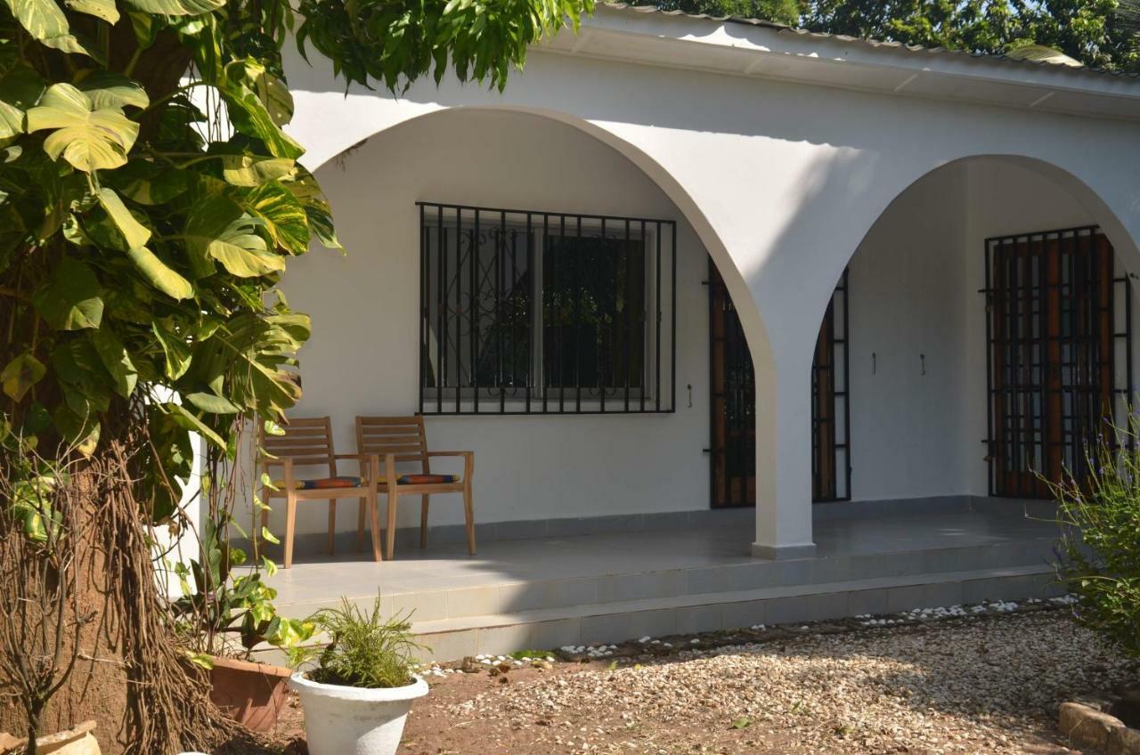 Vokundahouse Villa Kololi Dış mekan fotoğraf