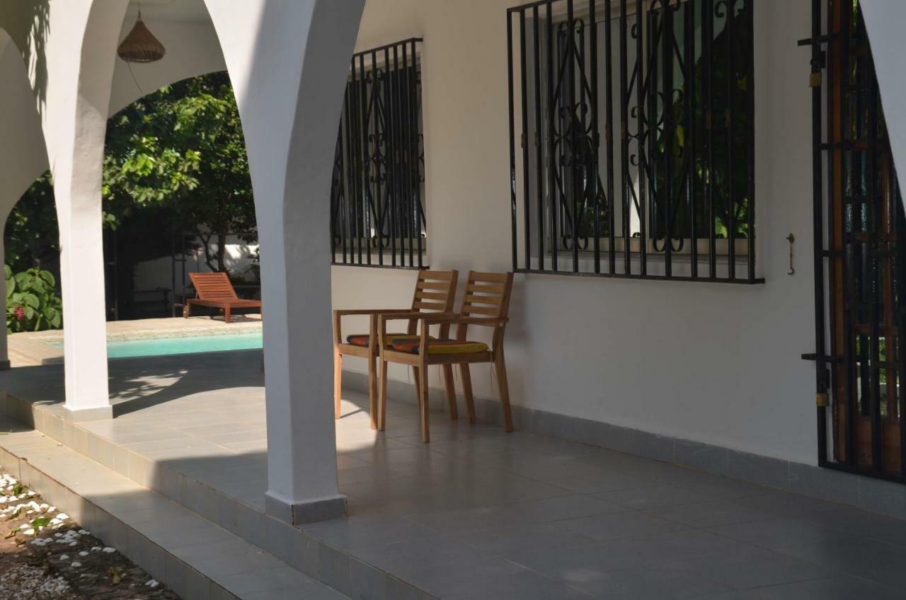Vokundahouse Villa Kololi Dış mekan fotoğraf